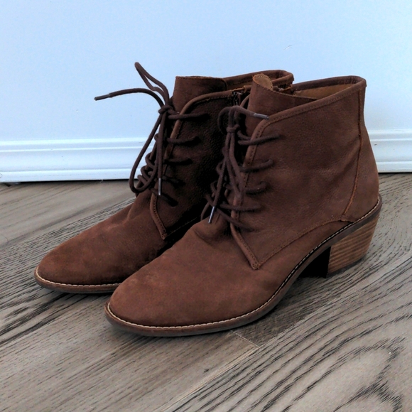 Lucky Brand leather laced booties size 9 1/2 - Picture 1 of 5